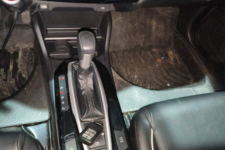 Used Honda Crider 2022 180 Turbo CVT Flagship Edition Gear Lever