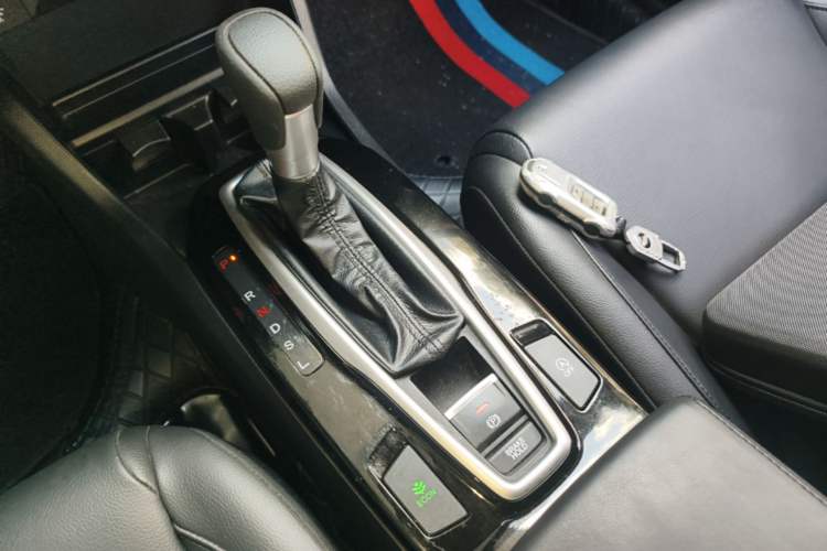 Used Honda Crider 2022 180Turbo CVT Luxury Edition Gear Lever