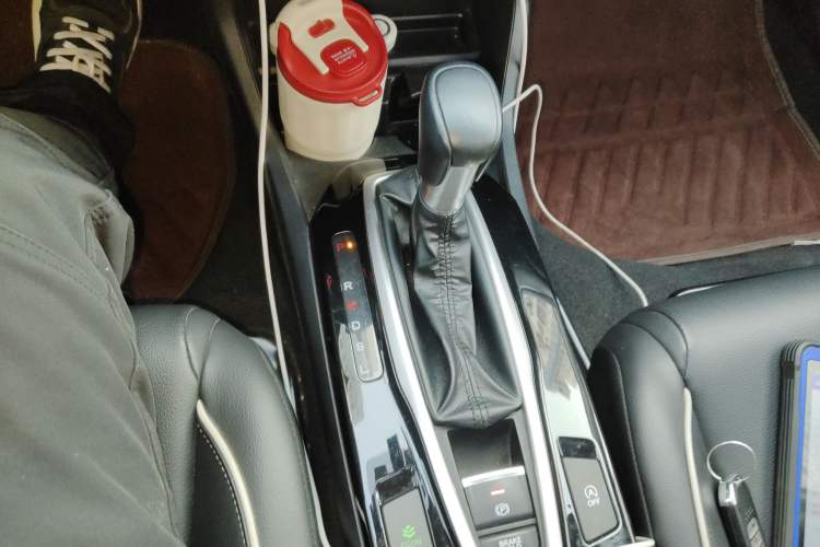 Used Honda Crider 2022 180 Turbo CVT Flagship Edition Gear Lever
