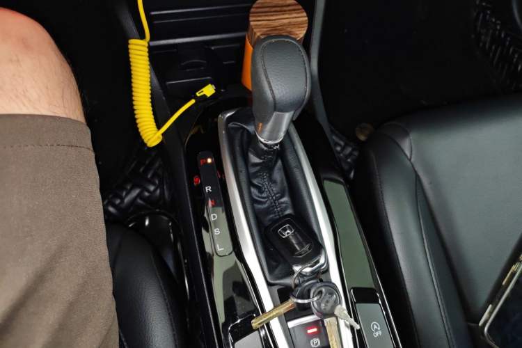 Used Honda Crider 2022 180Turbo CVT Luxury Edition Gear Lever