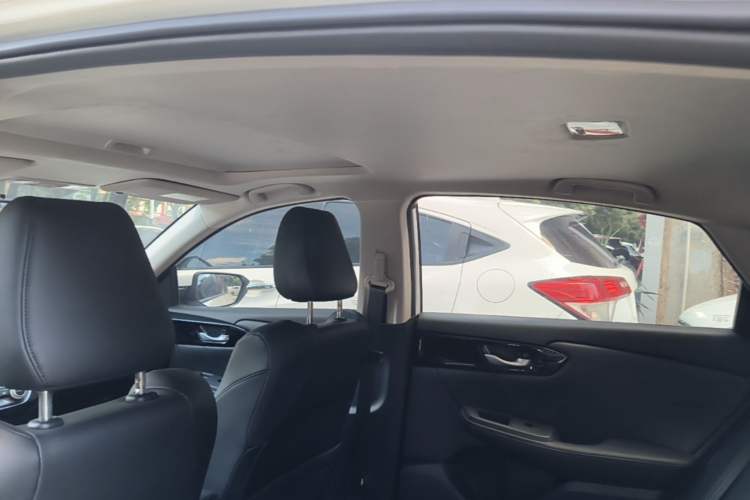 Used Honda Crider 2022 180Turbo CVT Luxury Edition Headliner