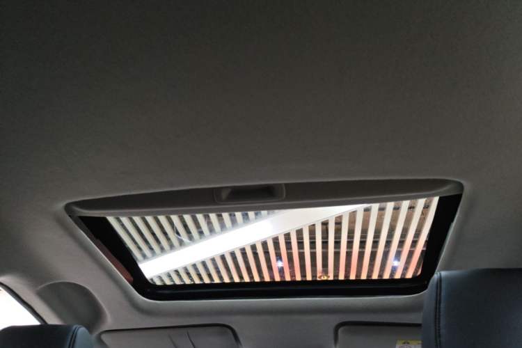 Used Honda Crider 2022 180Turbo CVT Luxury Edition Headliner