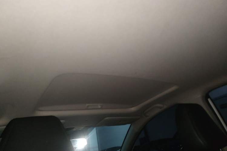 Used Honda Crider 2022 1.5L Rui Luxury Edition Headliner