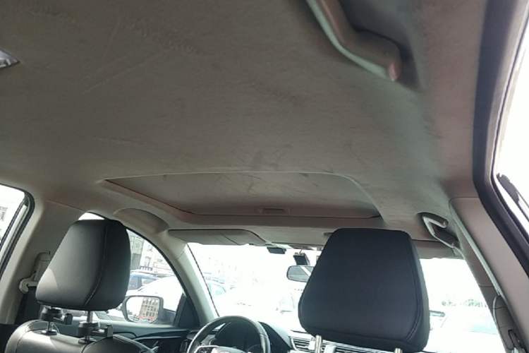 Used Honda Crider 2022 180Turbo CVT Luxury Edition Headliner