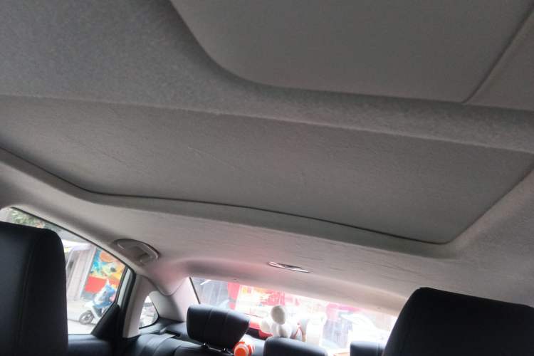 Used Honda Crider 2022 180Turbo CVT Luxury Edition Headliner