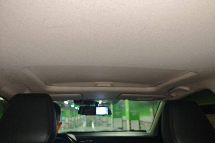 Used Honda Crider 2022 180Turbo CVT Luxury Edition Headliner