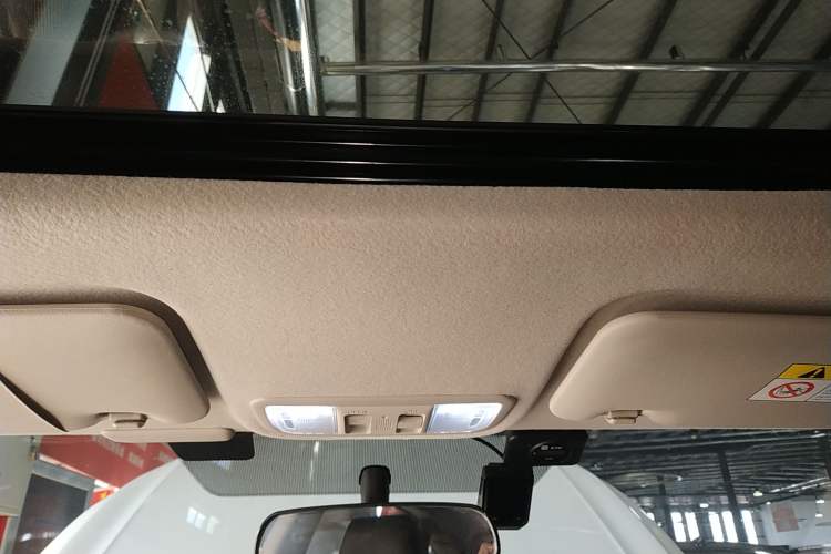 Used Honda Crider 2022 180Turbo CVT Luxury Edition Headliner