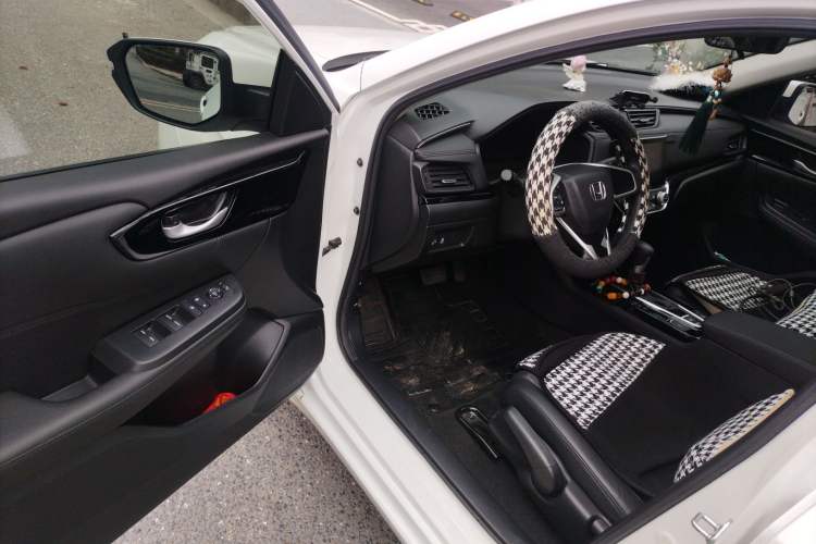 Used Honda Crider 2022 180Turbo CVT Luxury Edition Interior 3