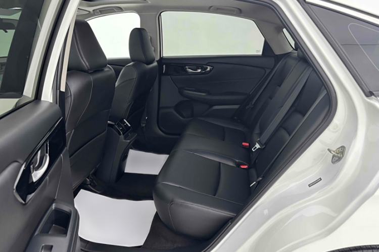 Used Honda Crider 2022 180Turbo CVT Luxury Edition Interior 4