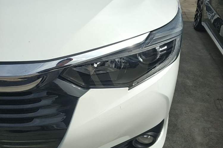 Used Honda Crider 2022 180Turbo CVT Luxury Edition Left Front Headlight