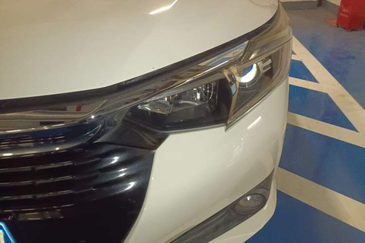 Used Honda Crider 2022 180Turbo CVT Luxury Edition Left Front Headlight