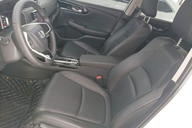 Used Honda Crider 2022 180Turbo CVT Luxury Edition Left Front Seat
