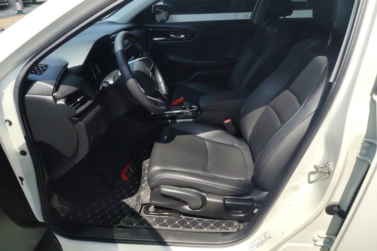 Used Honda Crider 2022 180Turbo CVT Luxury Edition Left Front Seat