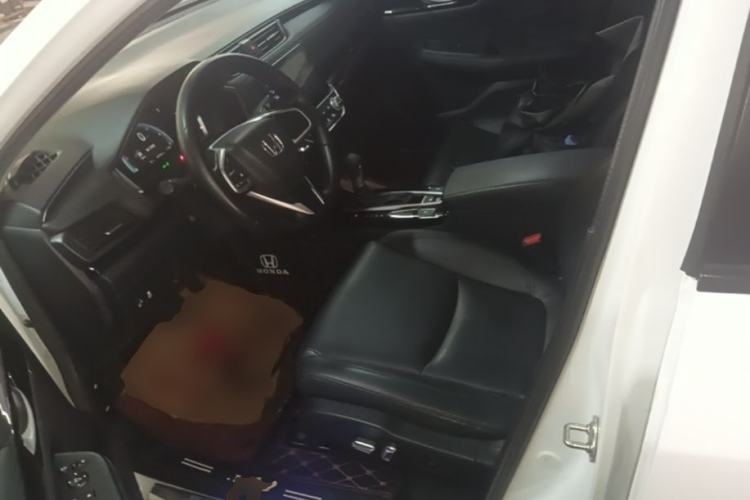 Used Honda Crider 2022 180Turbo CVT Luxury Edition Left Front Seat