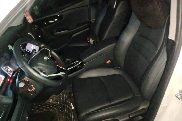 Used Honda Crider 2022 180Turbo CVT Luxury Edition Left Front Seat