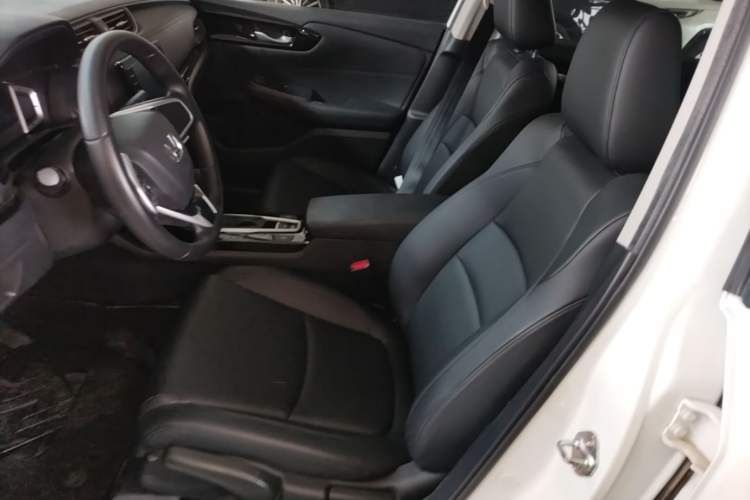 Used Honda Crider 2022 180Turbo CVT Luxury Edition Left Front Seat