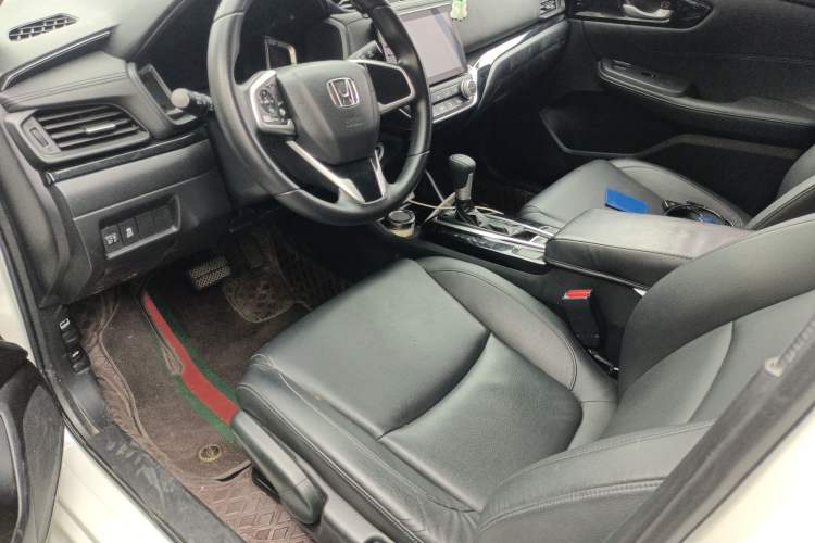 Used Honda Crider 2022 180Turbo CVT Luxury Edition Left Front Seat