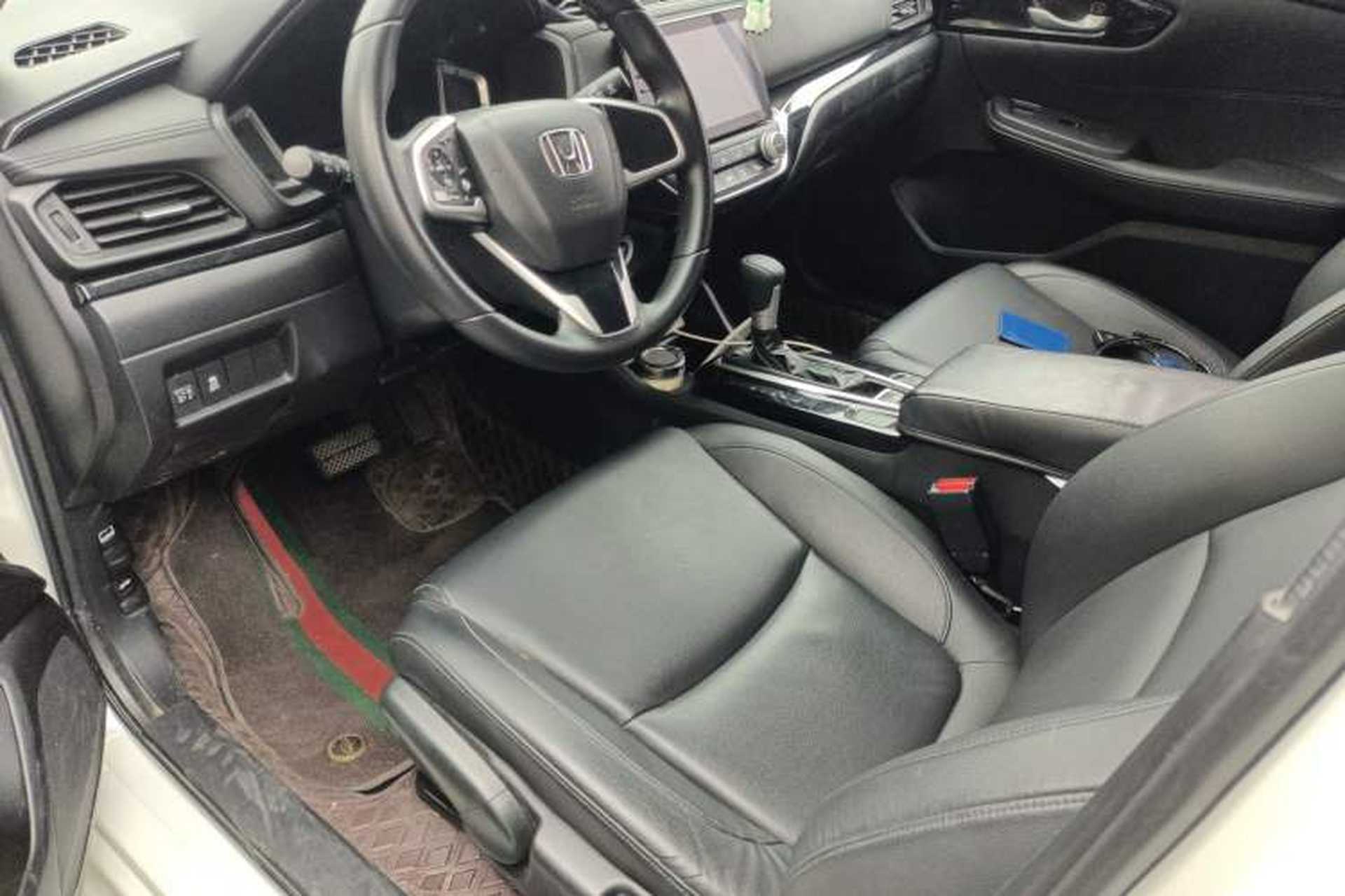 Used Honda Crider 2022 180Turbo CVT Luxury Edition Left Front Seat