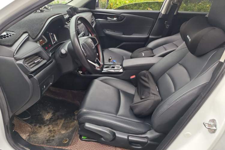 Used Honda Crider 2022 180Turbo CVT Luxury Edition Left Front Seat