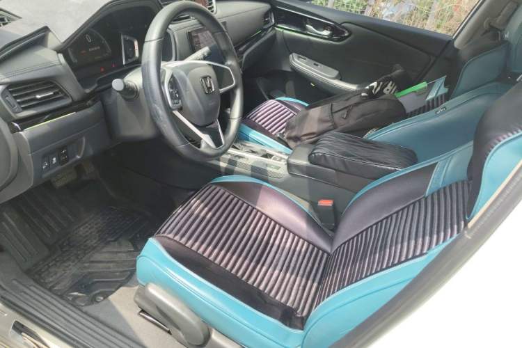 Used Honda Crider 2022 180Turbo CVT Luxury Edition Left Front Seat