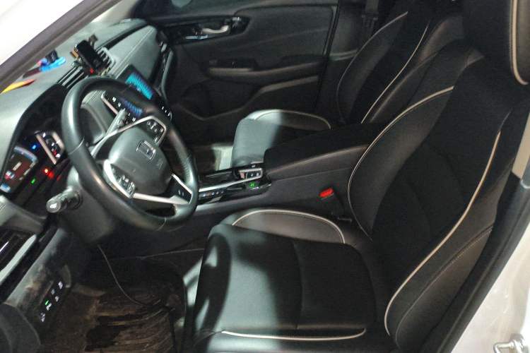 Used Honda Crider 2022 180 Turbo CVT Flagship Edition Left Front Seat