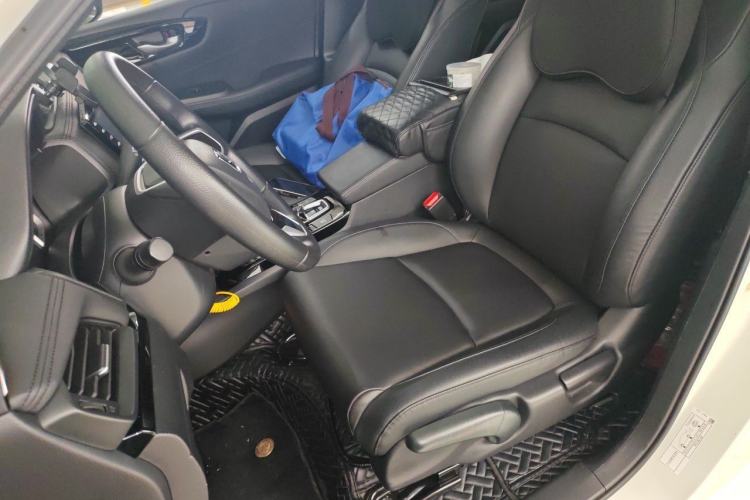 Used Honda Crider 2022 180Turbo CVT Luxury Edition Left Front Seat