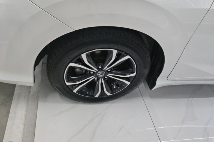 Used Honda Crider 2022 1.5L Rui Luxury Edition Left Front Wheel Hub