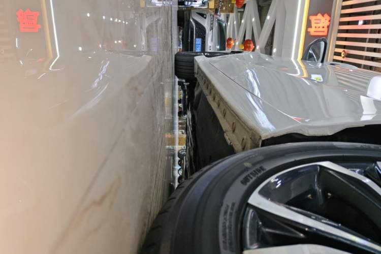 Used Honda Crider 2022 180Turbo CVT Luxury Edition Left Side Sill