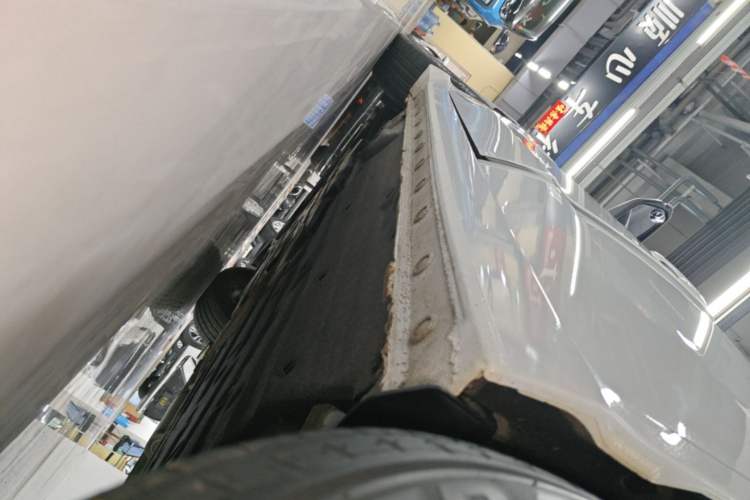 Used Honda Crider 2022 1.5L Rui Luxury Edition Left Side Sill