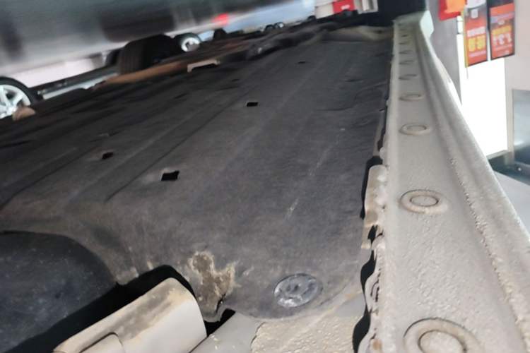 Used Honda Crider 2022 180Turbo CVT Luxury Edition Left Side Sill