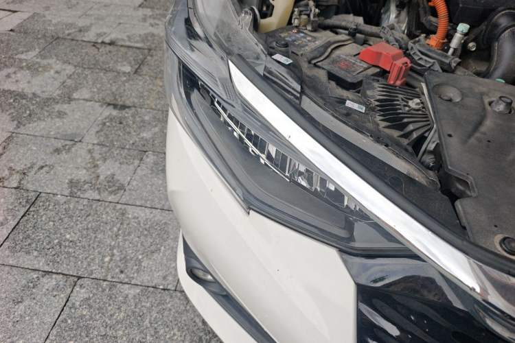 Used Honda Crider 2022 1.5L Rui Luxury Edition Right Front Headlight