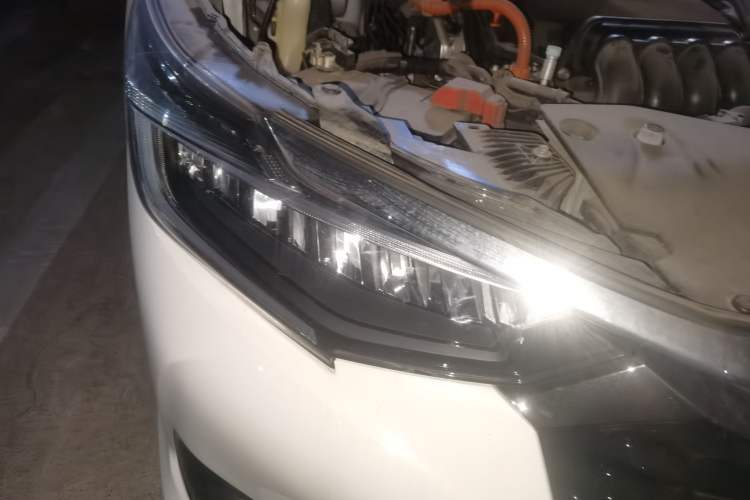 Used Honda Crider 2022 1.5L Rui Luxury Edition Right Front Headlight