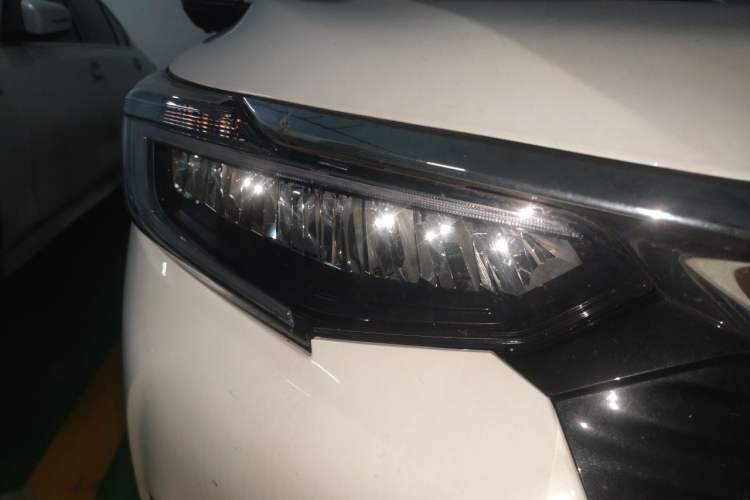 Used Honda Crider 2022 1.5L Rui Luxury Edition Right Front Headlight
