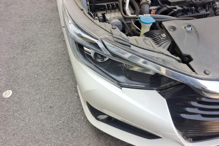 Used Honda Crider 2022 180Turbo CVT Luxury Edition Right Front Headlight