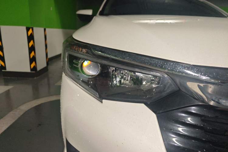 Used Honda Crider 2022 180Turbo CVT Luxury Edition Right Front Headlight