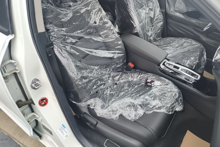 Used Honda Crider 2022 1.5L Rui Luxury Edition Right Front Seat