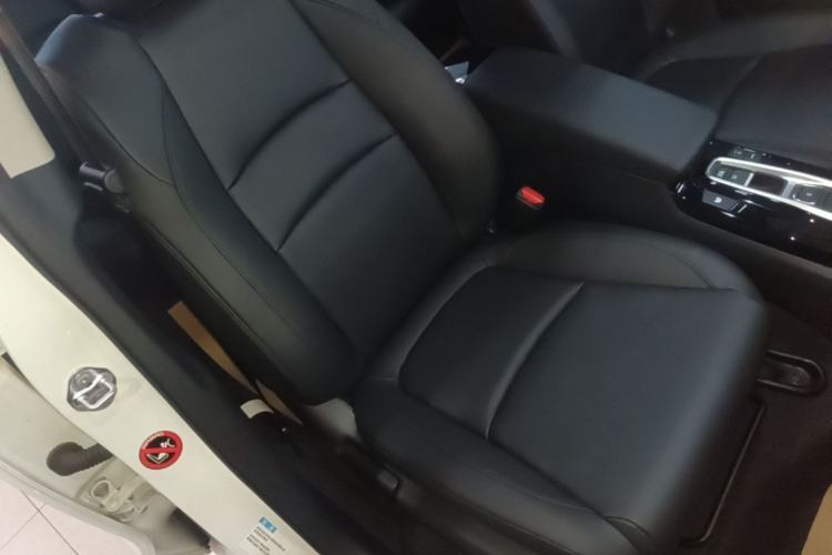 Used Honda Crider 2022 1.5L Rui Luxury Edition Right Front Seat