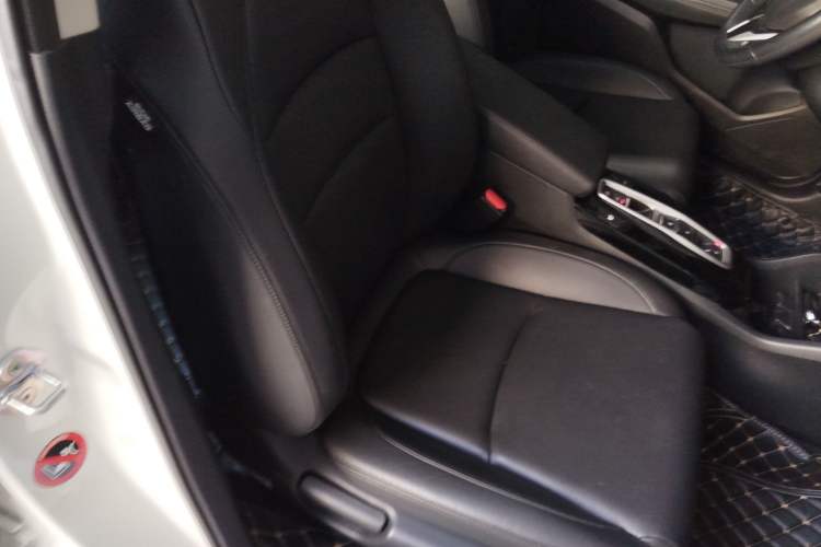 Used Honda Crider 2022 1.5L Rui Luxury Edition Right Front Seat