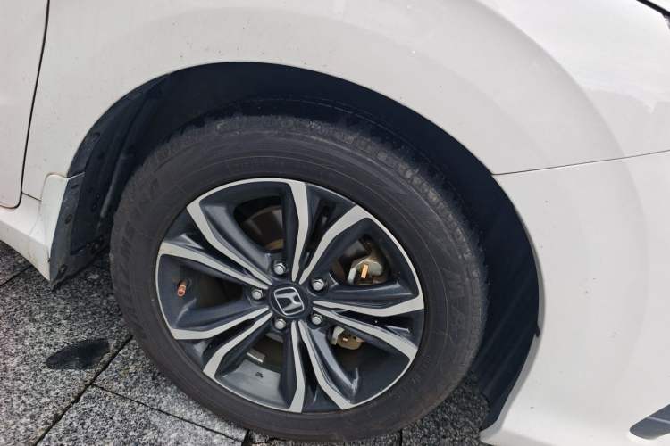 Used Honda Crider 2022 1.5L Rui Luxury Edition Right Front Wheel Hub