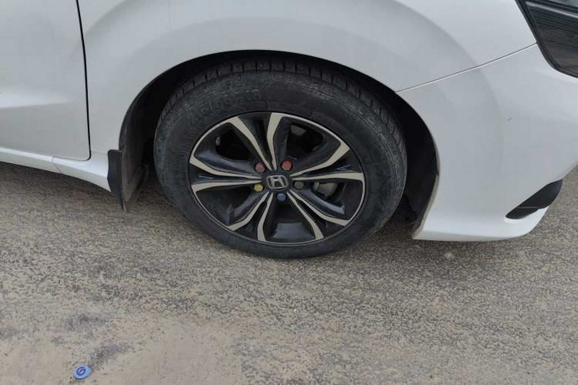 Used Honda Crider 2022 180Turbo CVT Luxury Edition Right Front Wheel Hub