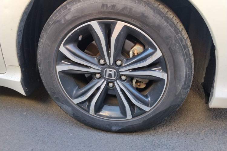 Used Honda Crider 2022 1.5L Rui Luxury Edition Right Front Wheel Hub