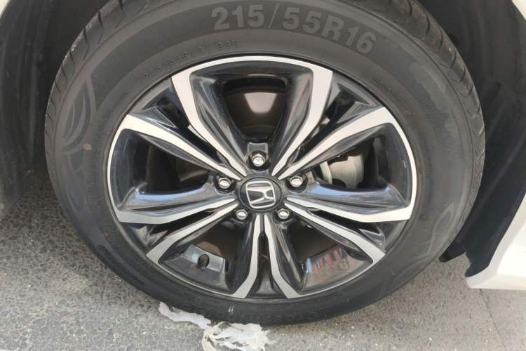 Used Honda Crider 2022 180Turbo CVT Luxury Edition Right Front Wheel Hub