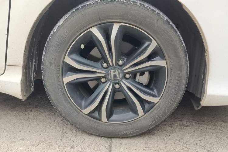Used Honda Crider 2022 180 Turbo CVT Comfort Version Right Front Wheel Hub