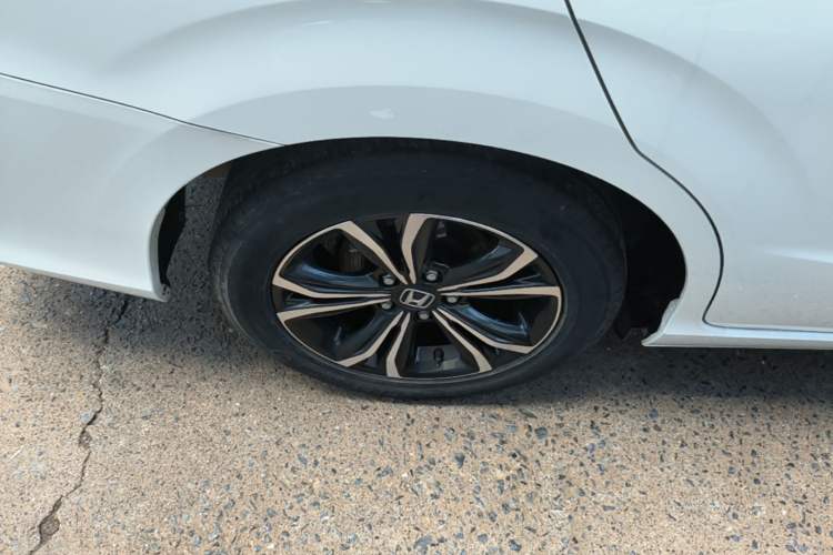 Used Honda Crider 2022 180Turbo CVT Luxury Edition Right Rear Wheel Hub