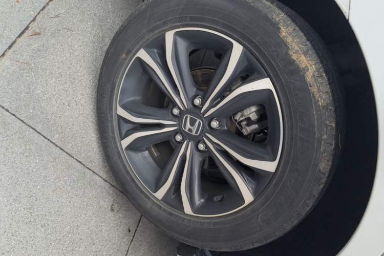 Used Honda Crider 2022 180Turbo CVT Luxury Edition Right Rear Wheel Hub