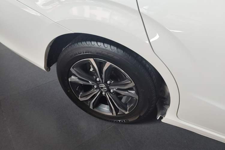 Used Honda Crider 2022 180Turbo CVT Luxury Edition Right Rear Wheel Hub