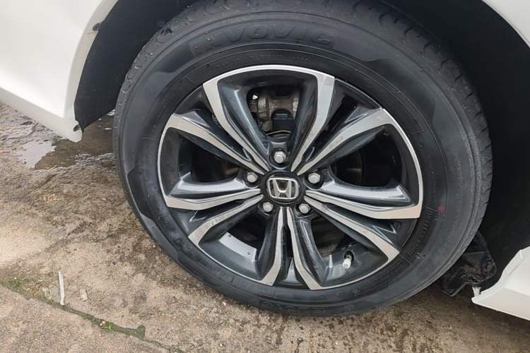 Used Honda Crider 2022 180 Turbo CVT Comfort Version Right Rear Wheel Hub