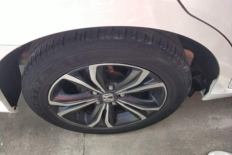 Used Honda Crider 2022 180Turbo CVT Luxury Edition Right Rear Wheel Hub