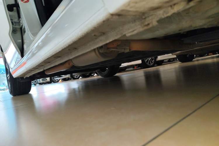 Used Honda Crider 2022 180 Turbo CVT Comfort Version Right Side Sill