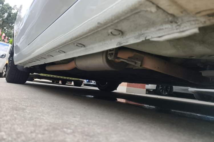Used Honda Crider 2022 180Turbo CVT Luxury Edition Right Side Sill